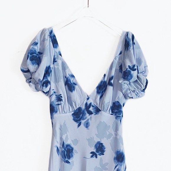 Abercrombie & Fitch NWT Maxi Dress Puff sleeve tie back slip Blue Floral size L - Picture 4 of 16